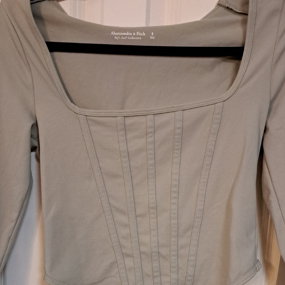Abercrombie & Fitch Women's Light Gray Blouse